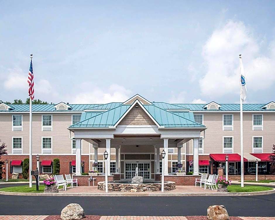 Foto 1 de 50 de Comfort Inn & Suites Sturbridge-Brimfield