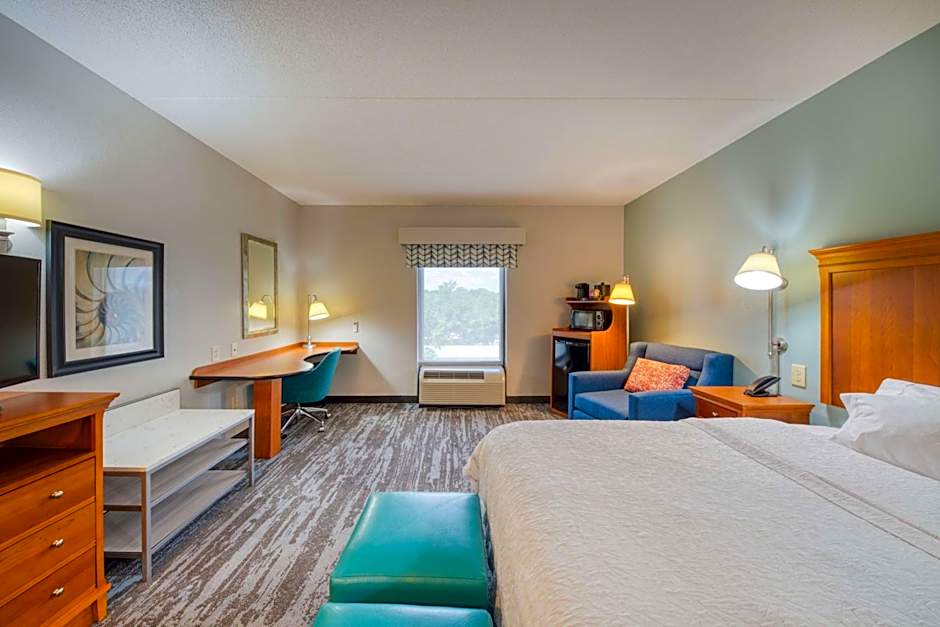 Hampton Inn Wilmington-University Area/Smith Creek Station