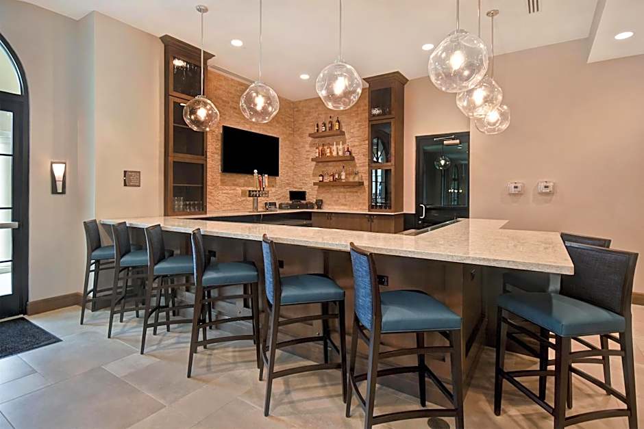Homewood Suites by Hilton Orlando at FLAMINGO CROSSINGS Town Center