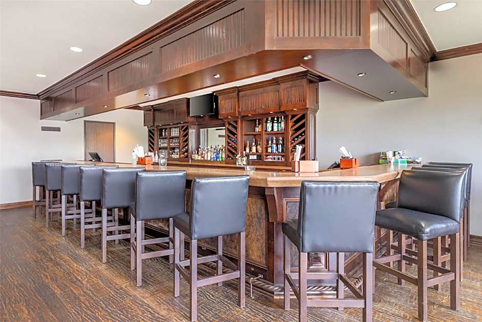 Best Western Plus Cimarron Hotel & Suites