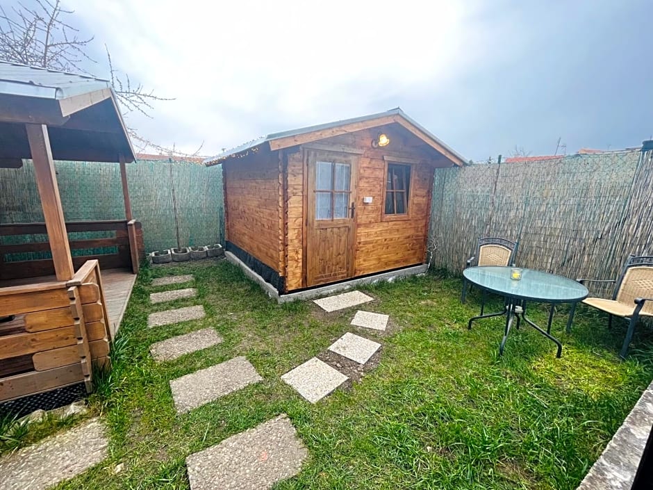 Chatky Daniel-Mikulov, a private campsite just for you