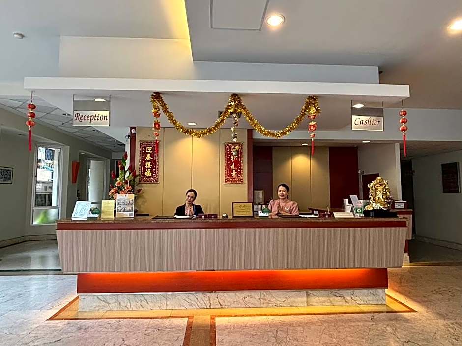 Hadyai Golden Crown Hotel