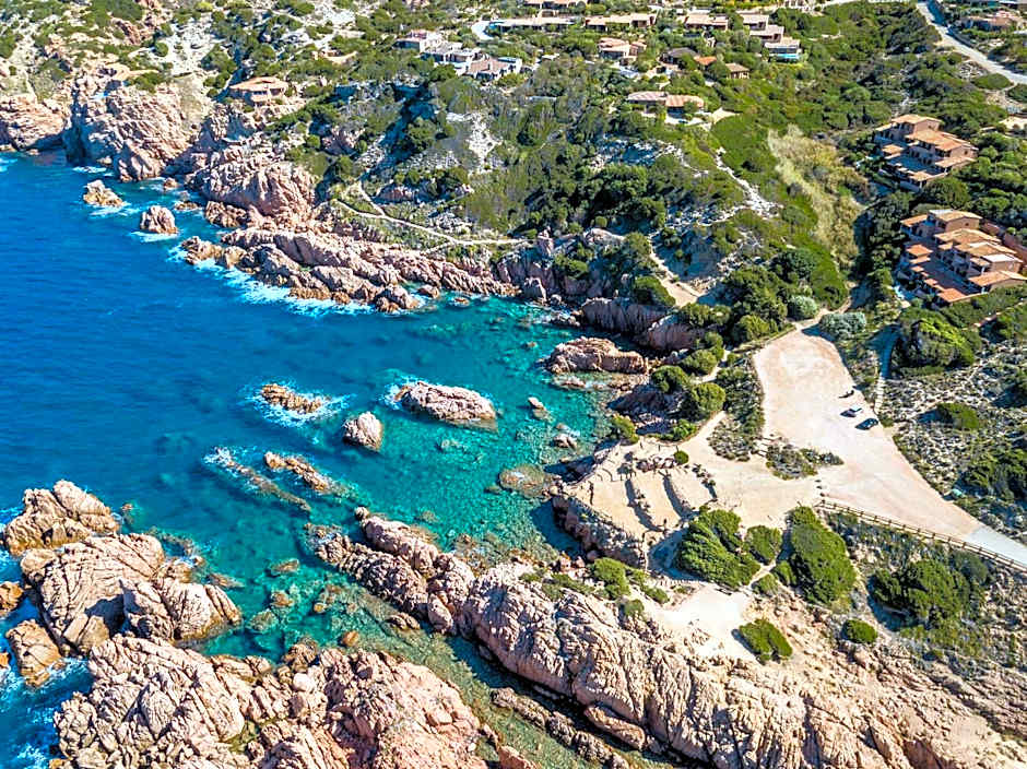 Costa Paradiso Resort