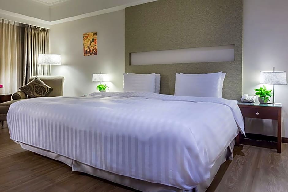 CHECK inn Taipei Neihu