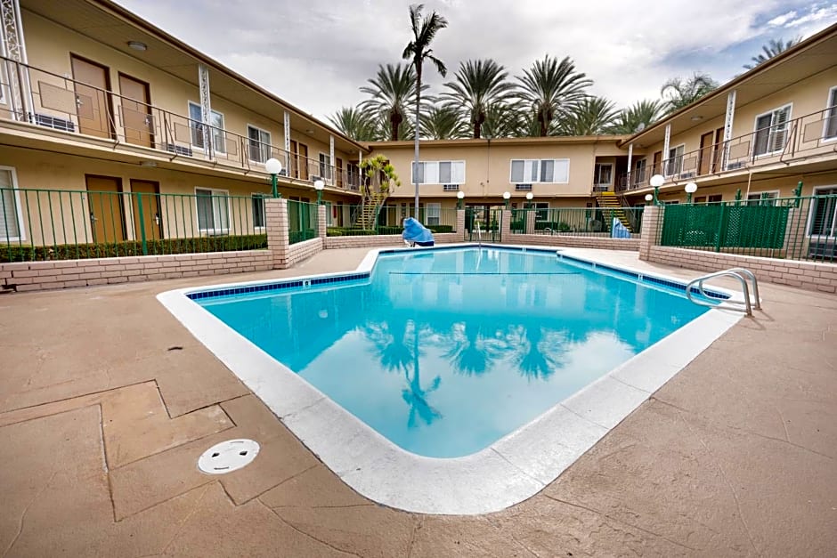 Americas Best Value Inn & Suites Anaheim