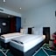 sander Hotel