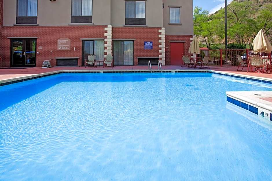 Holiday Inn Express Glenwood Springs Aspen Area By IHG