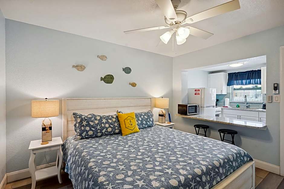 Upham Beach Inn - #2 Studio