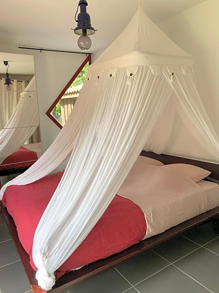 Hacienda de la Canopée avec piscine chauffée au sel