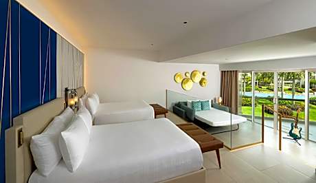 Caribbean Sand Suite Double beds & sofa