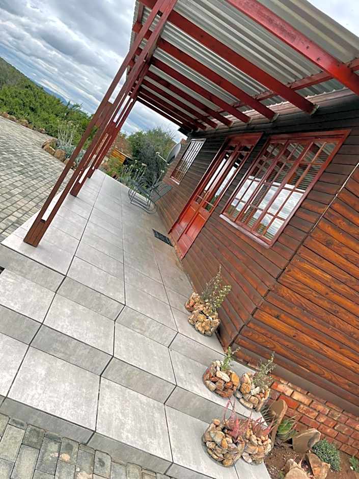 Klein Karoo Game Lodge