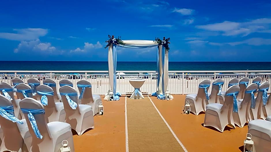 Comfort Inn & Suites Daytona Beach Oceanfront