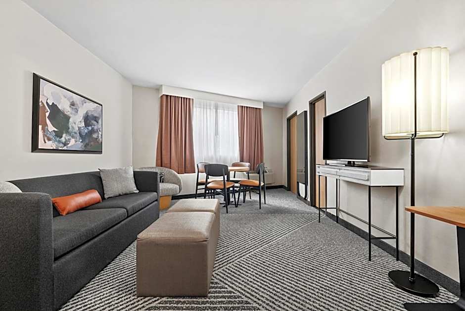 Royal Palace Westwood Hotel