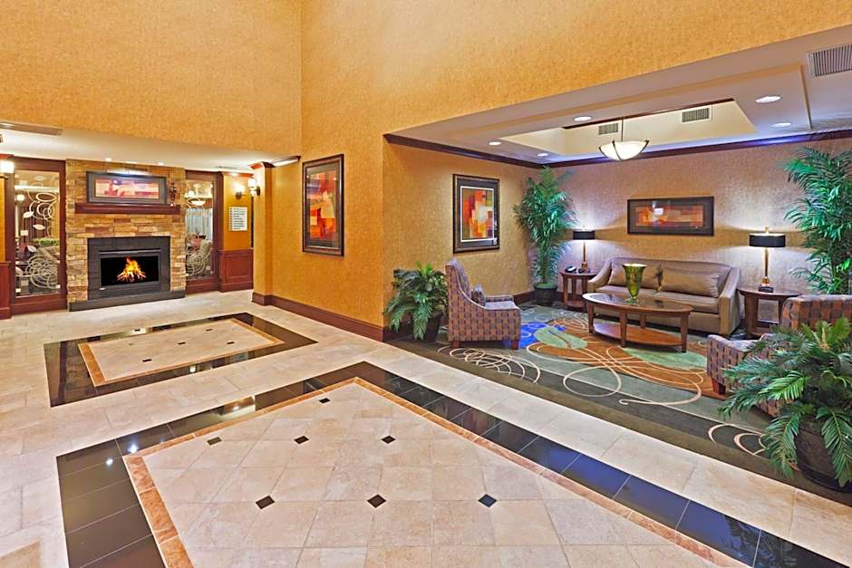 Holiday Inn Express & Suites Poteau By IHG