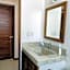 Apartment Tortugas- rooms with AC, and great pool at 5 min to Carrizalillo beach and restaurants of Benito Juarez Bulevard