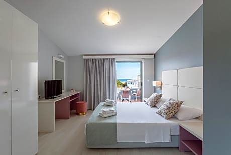 Superior Studio with Sea View - All Inclusive