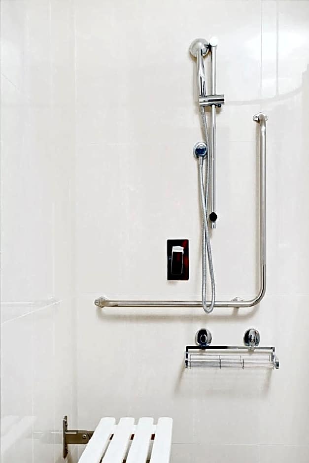 37 The Landing Motel