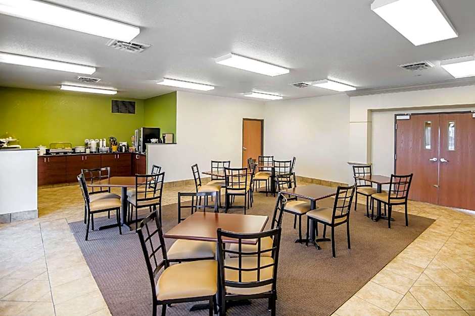 Quality Inn Parsons North