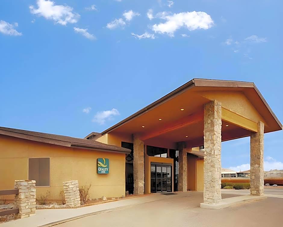 NavajoLand Hotel