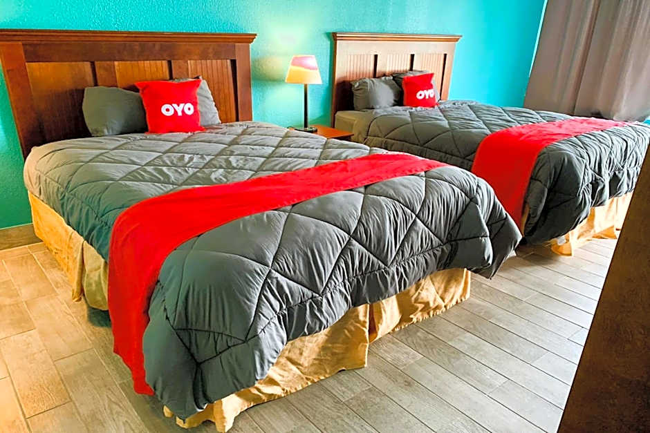 OYO Hotel Dundee By Crystal Lake