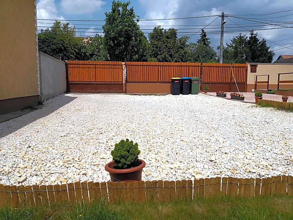 Green Garden Plus Apartman