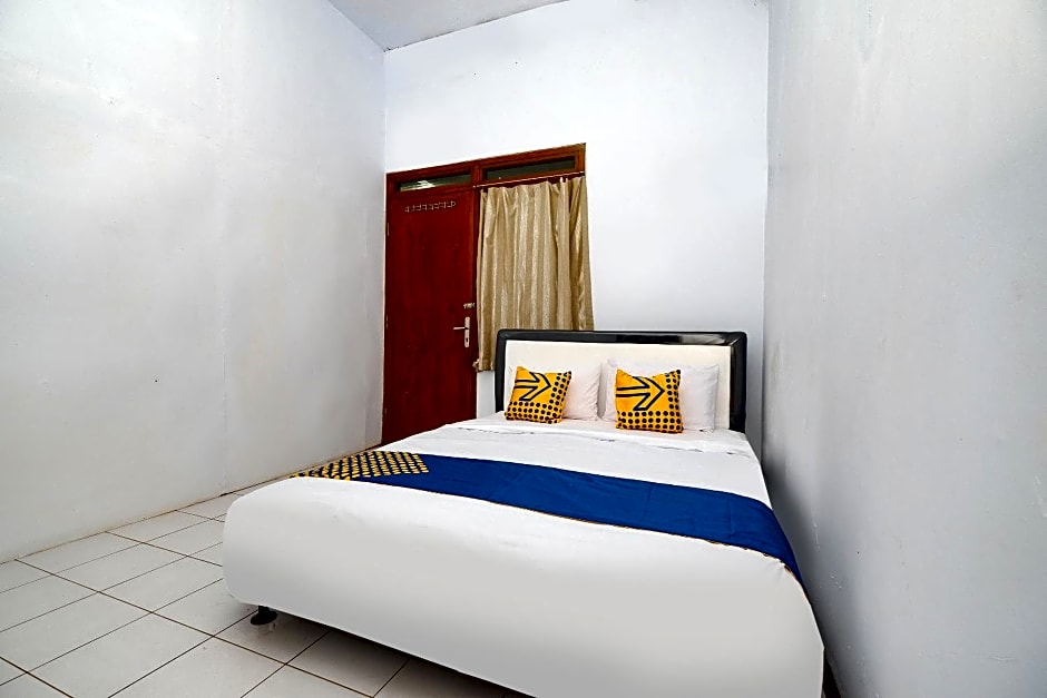 OYO 2240 Simpang Tujuh Residence