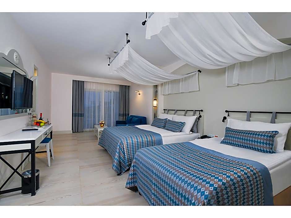 Limak Cyprus Deluxe Hotel