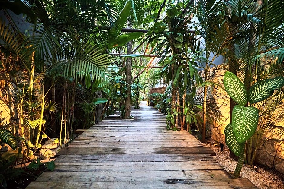 Taak Tulum By Lockey