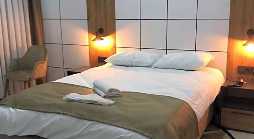 Pars Palas Hotel