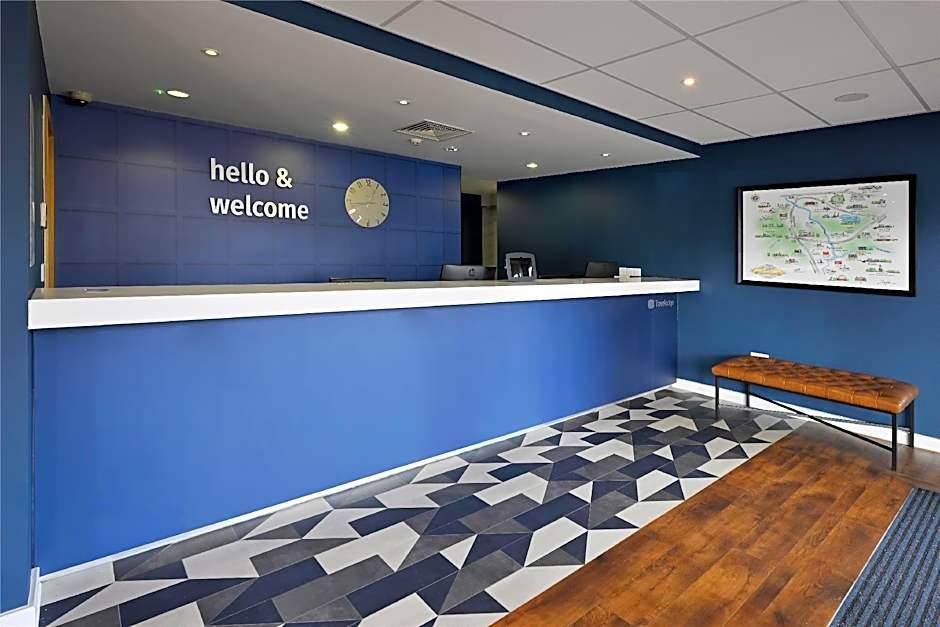 Travelodge Sunbury M3