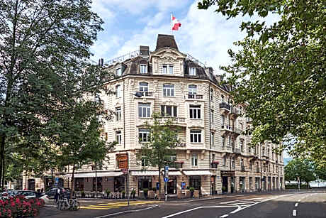 Small Luxury Hotel Ambassador a l'Opera