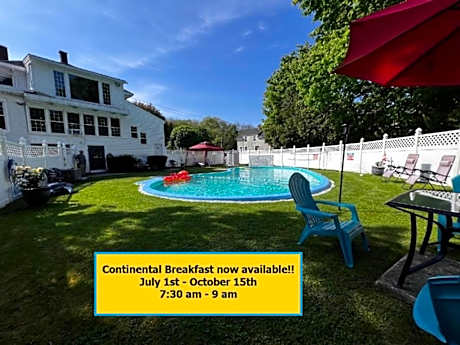Claddagh Motel & Suites