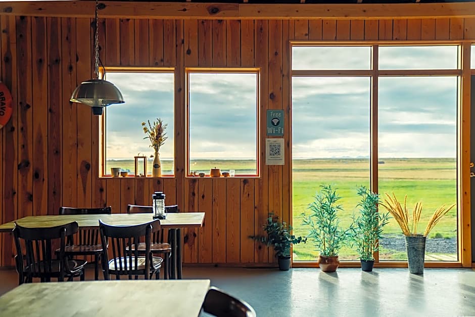 Farmhouse Lodge