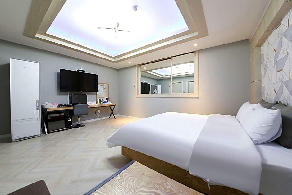 Eco Hotel