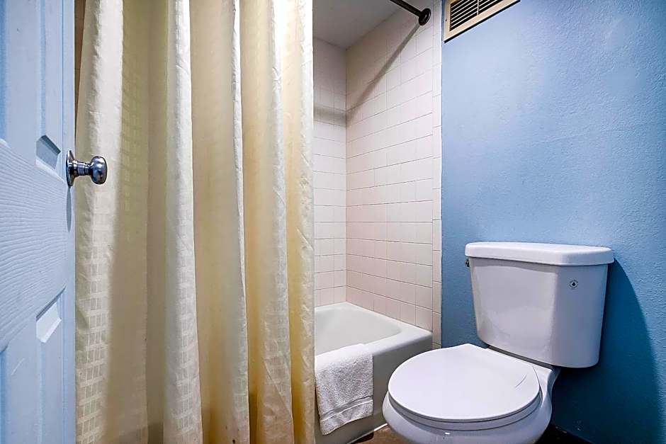 OYO Hotel Cleveland, TN