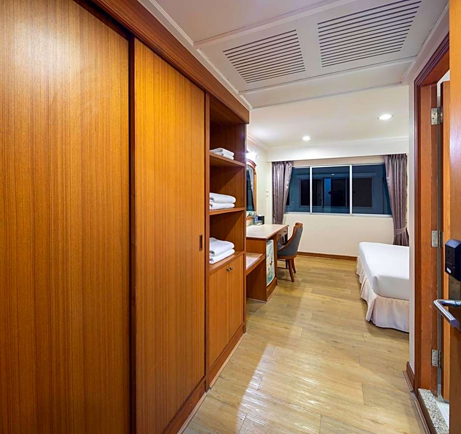 Station ONE Hotel - Aranyaprateth