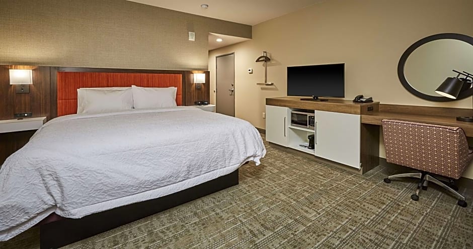 Hampton Inn By Hilton & Suites Roseburg