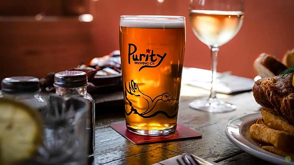 The White Swan Hotel Bar & Restaurant