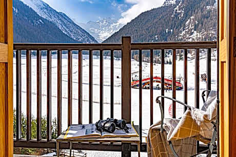 Superior Double Room with Extra Bed and Balcony