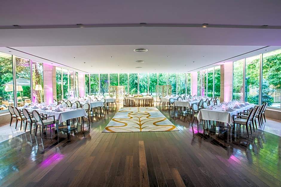 Crowne Plaza Bucharest By IHG