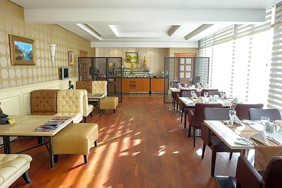 Crowne Plaza Hotel Minsk