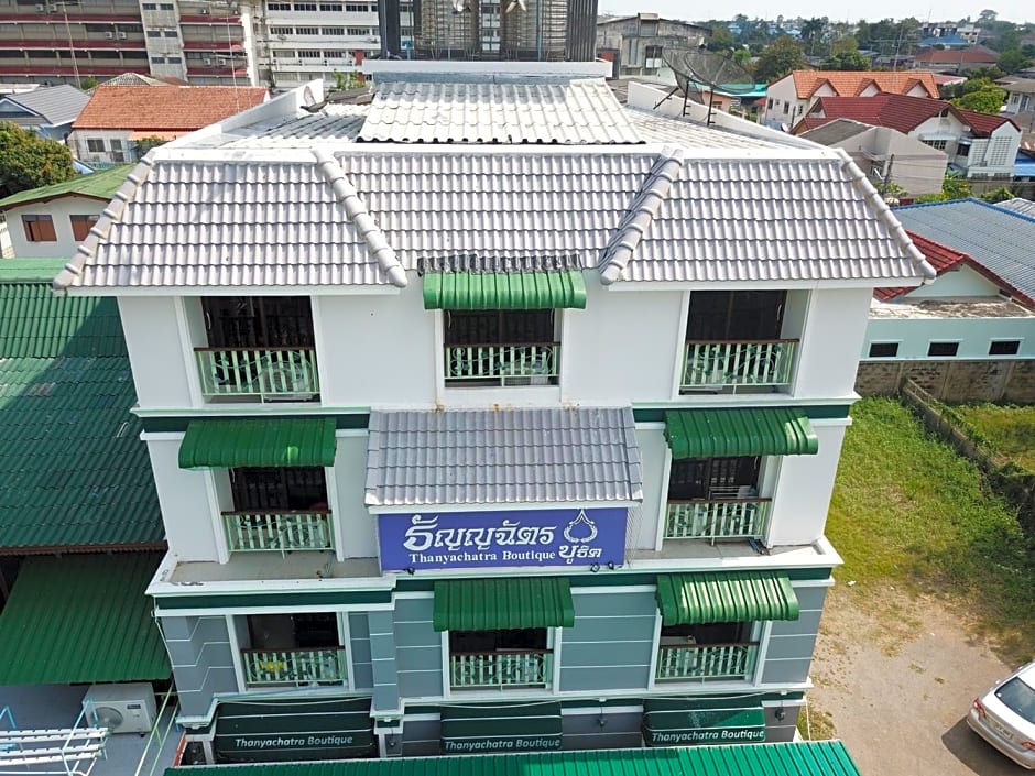 Thanyachatra Boutique.