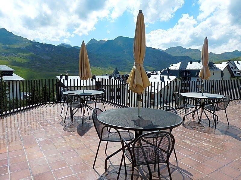 Fun Aragon Hills Hotel & Spa