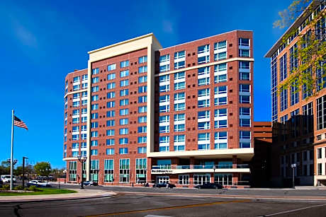 Residence Inn by Marriott St Louis Clayton