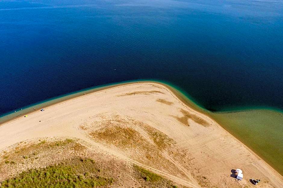 BISALTAE SEASIDE SUITES