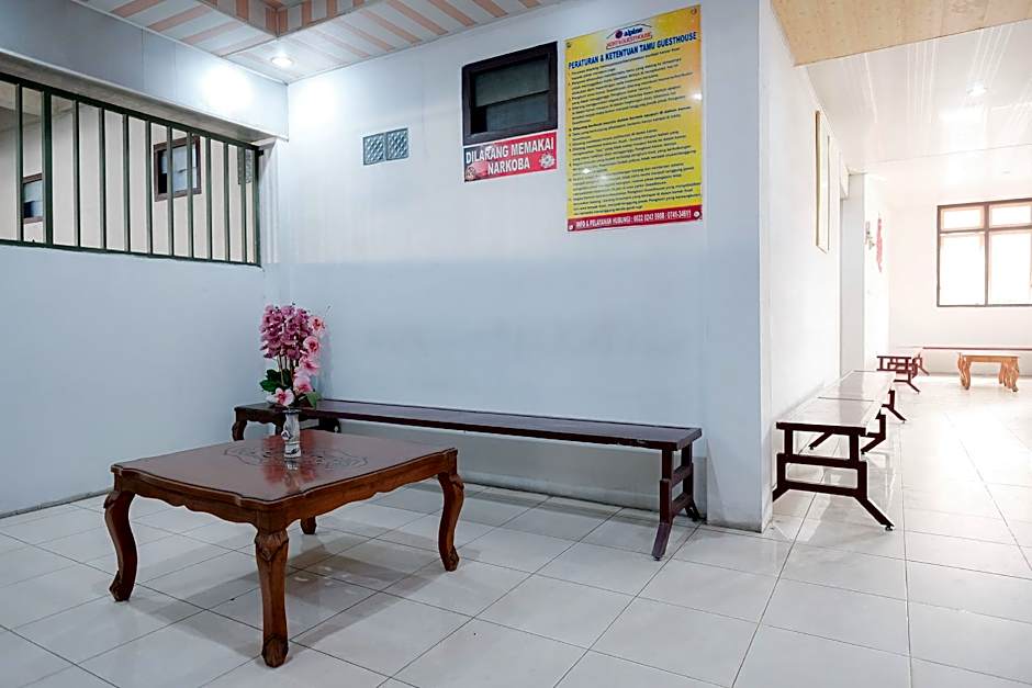 RedDoorz near Tugu Pers Jambi