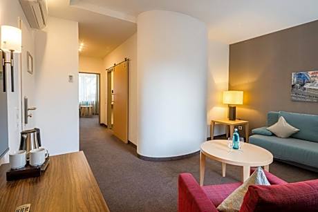Suite with Two Large Rooms