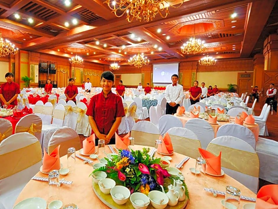 Planet Holiday Hotel & Residence