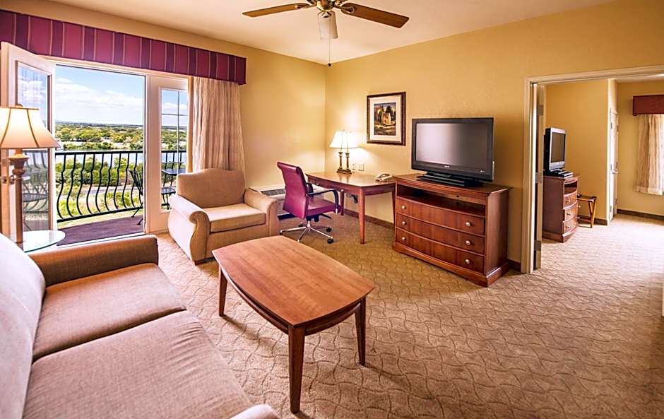 La Quinta Inn & Suites by Wyndham Marble Falls