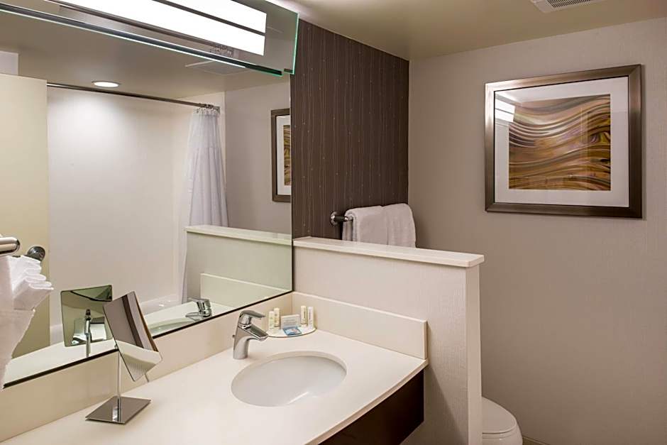 Courtyard by Marriott Jacksonville